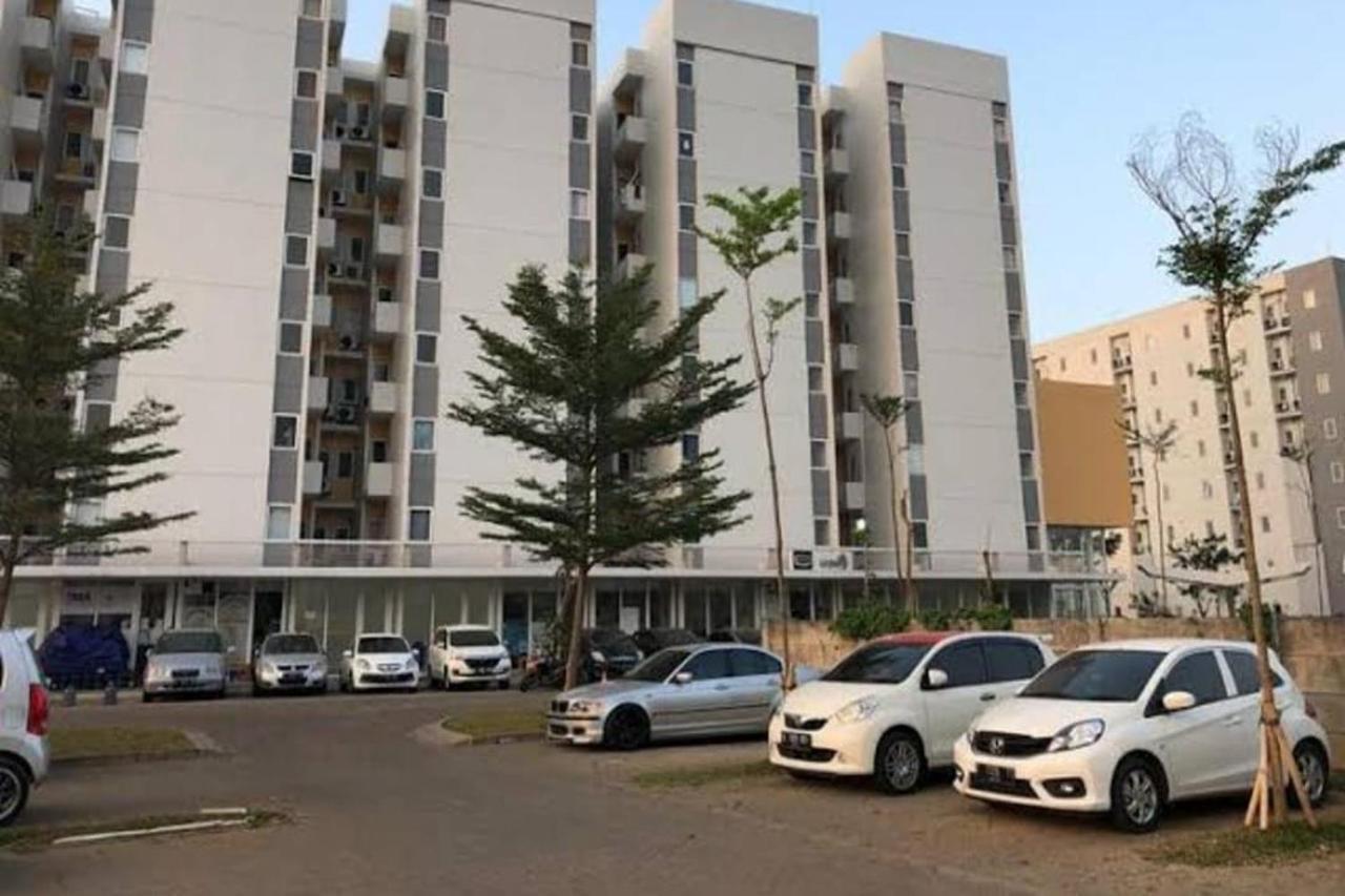Barata Hotel Near Bandara Soekarno Hatta Tangerang Exterior photo