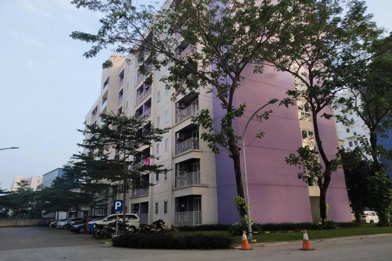 Barata Hotel Near Bandara Soekarno Hatta Tangerang Exterior photo